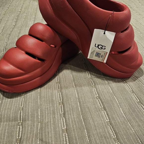 UGG Shoes - UGG Red Platform Slides